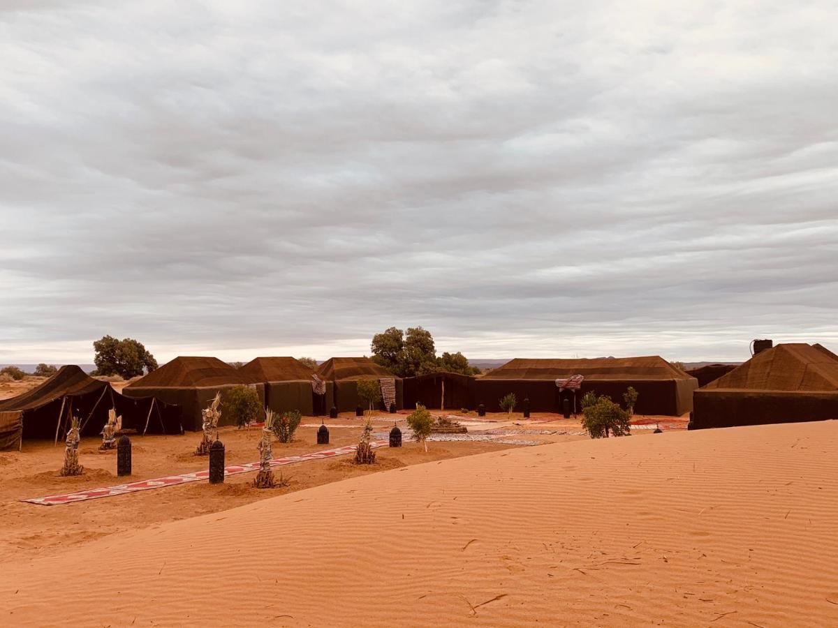 Merzouga Glamping Camp Exterior photo