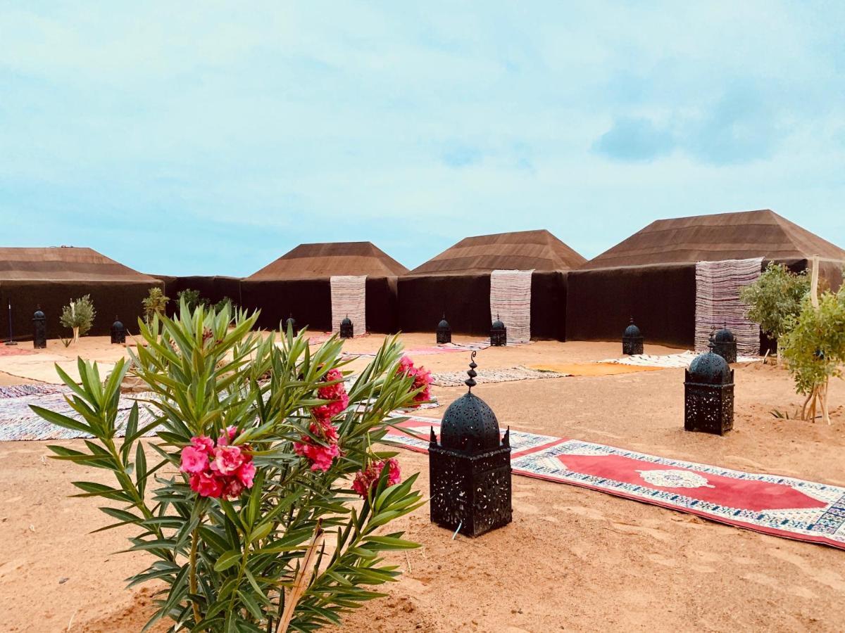 Merzouga Glamping Camp Exterior photo